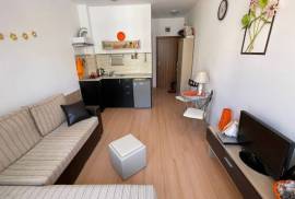 Nicely furnished studio, 28 sq.m., in Su...