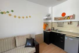 Nicely furnished studio, 28 sq.m., in Su...