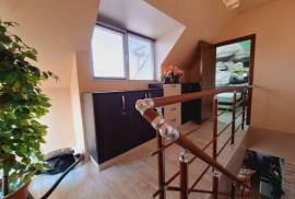 Luxury 1 BED maisonette, 102 sq.m., in S...