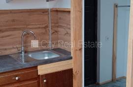 Studio for rent in Riga, 80.00m2