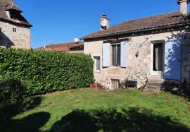 Ravissante maison de village et atelier avec jardin