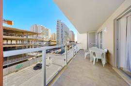 1 Bedroom Apartment in Praia da Rocha - Comfort and Leisure a Short Walk from the Beach