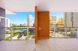 1 Bedroom Apartment in Praia da Rocha - Comfort and Leisure a Short Walk from the Beach