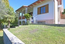 Villa with garden and panoramic terrace