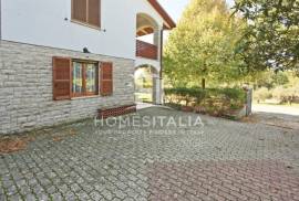 Villa with garden and panoramic terrace