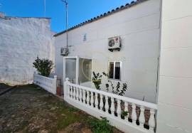 3 bedroom villa in Nave do Barão – A Haven of Charm and Tradition