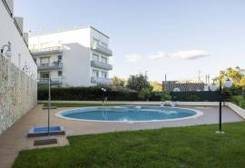 Tavira – 1-Bedroom Apartment with Terrace, Parking, and Pool