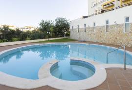 Tavira – 1-Bedroom Apartment with Terrace, Parking, and Pool