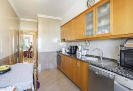 Tavira – 1-Bedroom Apartment with Terrace, Parking, and Pool