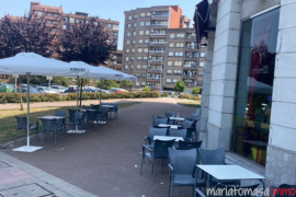 Bar for rent in Basauri with terrace and smoke outlet