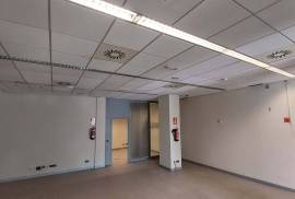 Commercial premises for rent in Vitoria - 118 m²