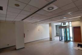 Commercial premises for rent in Vitoria - 118 m²