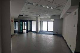 Spacious commercial premises for rent in Portugalete - 181 m²