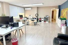 OFFICE RENTAL in Ramón y Cajal (Alicante).