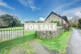 Detached Country House with Bundles of Character