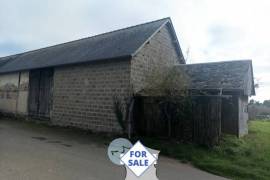 Countryside Barn to Renovate with Outbuilding