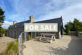 Detached Coastal House with Sea View