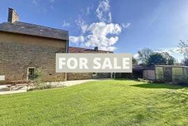 Detached Country House with Outbuilding