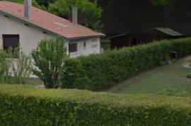 Detached House with Garden