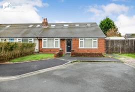 3 bedroom, Semi-detached bungalow for sale