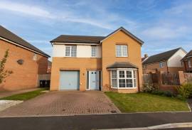 4 bedroom, Detached house for sale