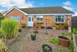 2 bedroom, Detached bungalow for sale