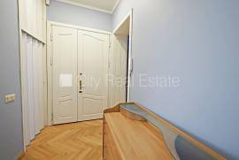 Apartment for sale in Riga, 137.00m2