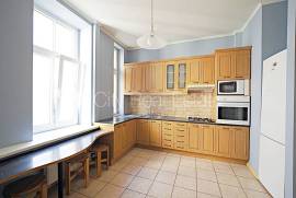 Apartment for sale in Riga, 137.00m2