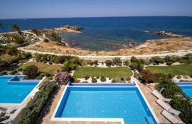 3 Bedroom Beachfront Villa - Kissonerga, Paphos