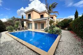 4 Bedroom Sea View Villa - Chloraka, Paphos