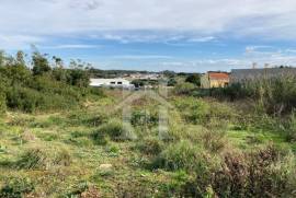 Terreno em São Bartolomeu dos Galegos e Moledo, Lourinhã