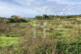 Terreno em São Bartolomeu dos Galegos e Moledo, Lourinhã