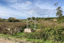 Terreno em São Bartolomeu dos Galegos e Moledo, Lourinhã