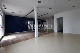 Bank building for services with 120 m2 on a plot of 538 m2 located in Riachos