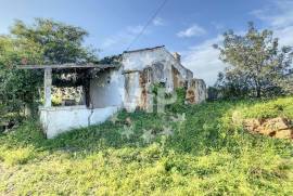 OLHÃO - LAND FOR CONSTRUCTION - 1 RUIN