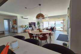 ALBUFEIRA  - TWO BED PENTHOUSE - JACUZZI - ROOF TERRACE - SWMMING POOL -  BALCONIES - GARDEN  - GARAGE - FURNISHED