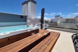 ALBUFEIRA  - TWO BED PENTHOUSE - JACUZZI - ROOF TERRACE - SWMMING POOL -  BALCONIES - GARDEN  - GARAGE - FURNISHED