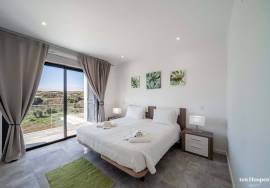 Modern Villa with 2+1 bedrooms in Vila do Bispo: Comfort, Sustainability, and Proximity to Algarve's Best Beaches