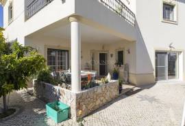 Tavira: 4-Bedroom House with Sea Views, Garden, and Garage in a Quiet Residential Area