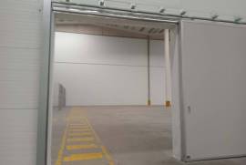 Large warehouse for rent in Gamarra