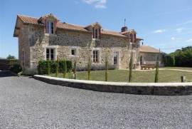 14 Bedrooms - House - Poitou-Charentes - For Sale