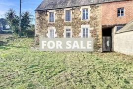 Country House with Open Countryside View