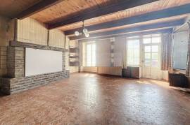 Detached Country House with Outbuilding