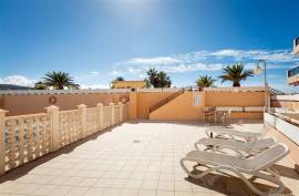 Front-line 1 Bedroom Apartment for Sale in Bucanero, Los Cristianos, 495,000€