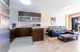 Front-line 1 Bedroom Apartment for Sale in Bucanero, Los Cristianos, 495,000€