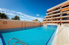 Front-line 1 Bedroom Apartment for Sale in Bucanero, Los Cristianos, 495,000€