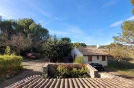 Detached Villa On 2 Hectares In The Heart Of Vineyards, With A Pool