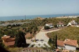 Nice and well situated urban plot in Rincón de la Victoria