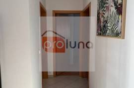 Spacious three bedrooms in Moncarapacho