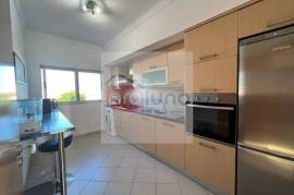 Spacious three bedrooms in Moncarapacho